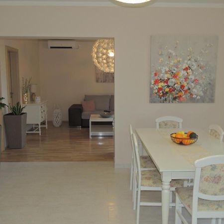 Apartment Ferara Betina  Zewnętrze zdjęcie